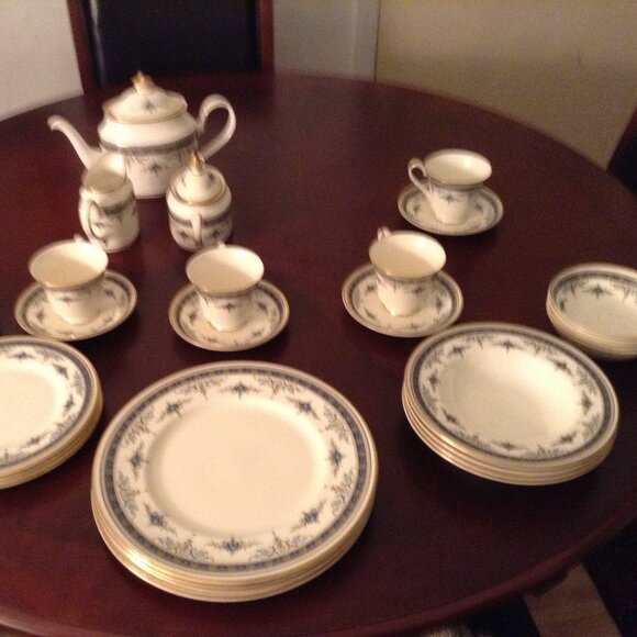 MINTON FINE BONE CHINA GRASMERE PATTERN - Picture 1 of 1